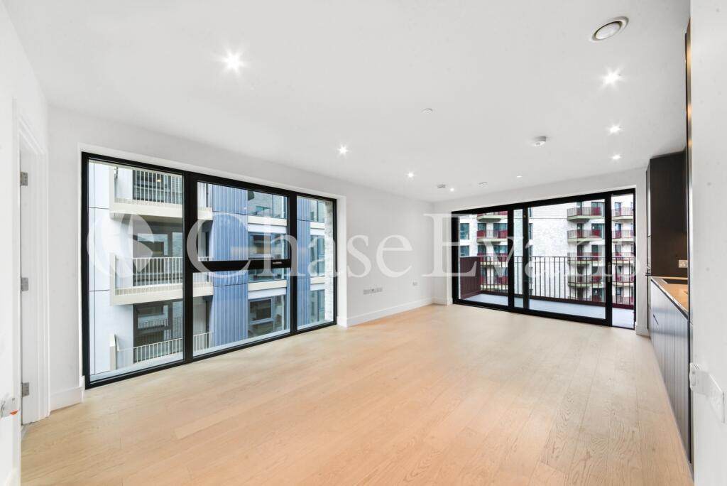 2 bed Apartment for rent in . From Chase Evans - Docklands