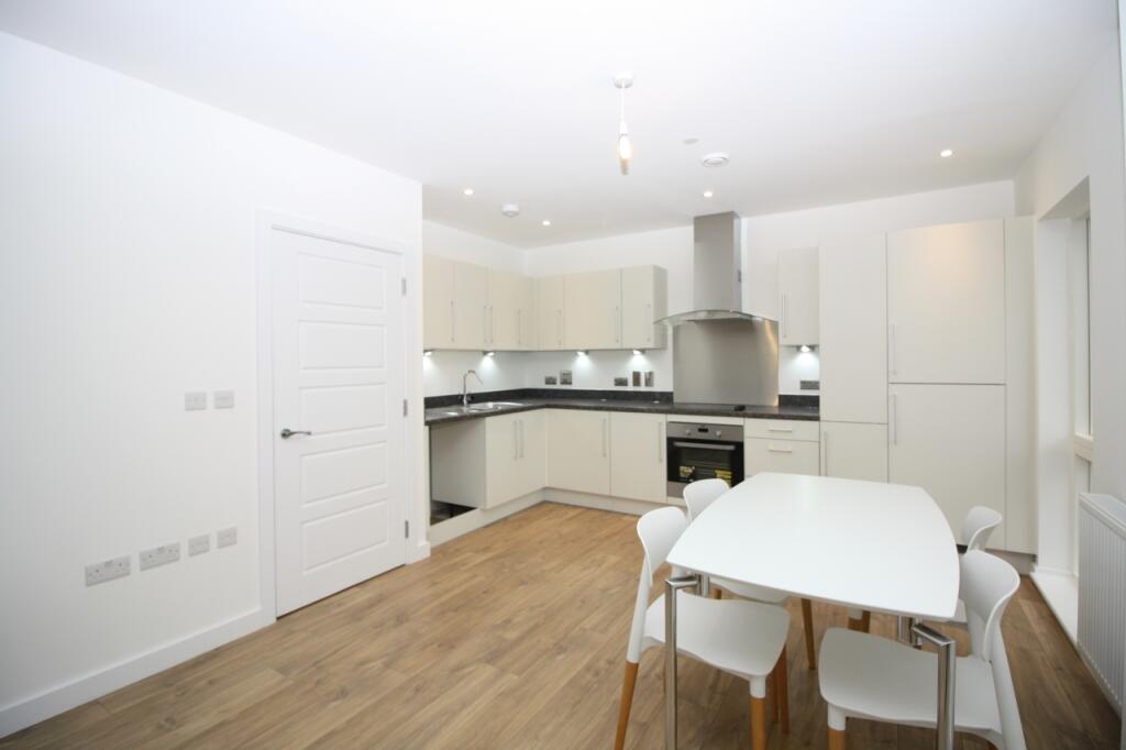 2 bed 1st Floor Flat for rent in Woolwich. From Chase Evans - Docklands 2 bed 1st Floor Flat for rent in Woolwich. From Chase Evans - Docklands