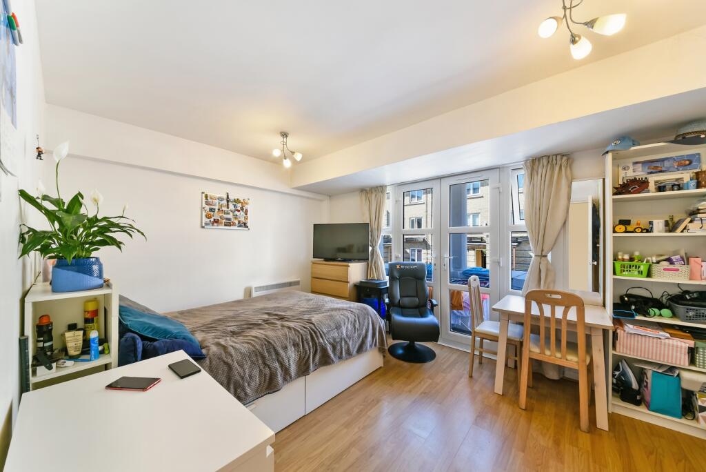 0 bed 1st Floor Flat for rent in London. From Chase Evans - Docklands