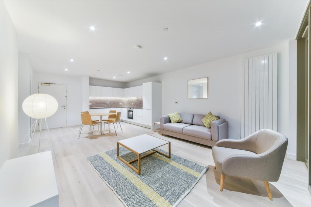 1 bed 1st Floor Flat for rent in West Ham. From Chase Evans - Docklands