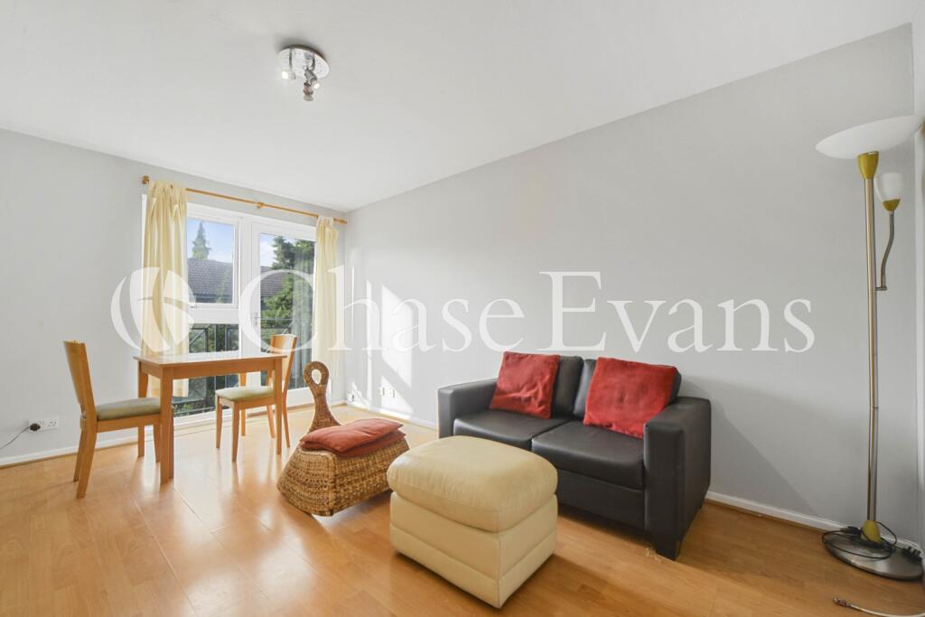 2 bed 1st Floor Flat for rent in London. From Chase Evans - Docklands