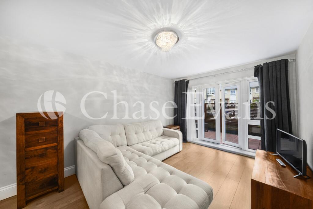 1 bed 1st Floor Flat for rent in London. From Chase Evans - Docklands