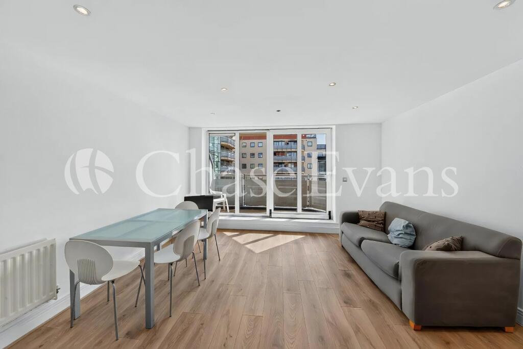 2 bed 1st Floor Flat for rent in London. From Chase Evans - Docklands