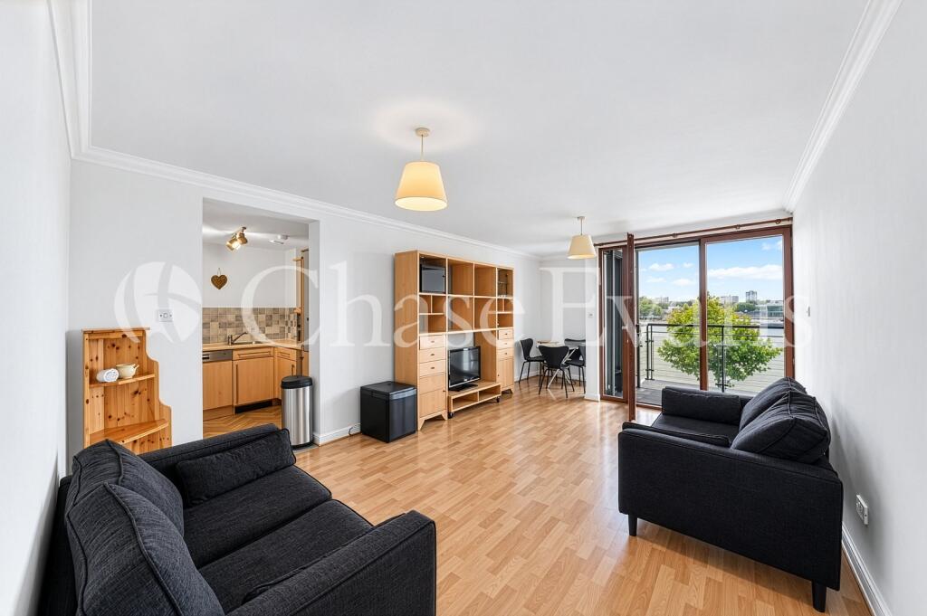 2 bed 1st Floor Flat for rent in Poplar. From Chase Evans - Docklands