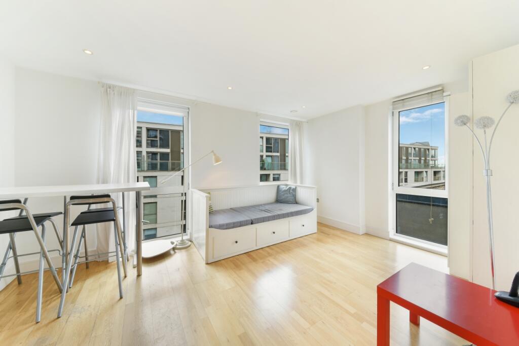 0 bed 1st Floor Flat for rent in London. From Chase Evans - Pan Peninsula 0 bed 1st Floor Flat for rent in London. From Chase Evans - Pan Peninsula