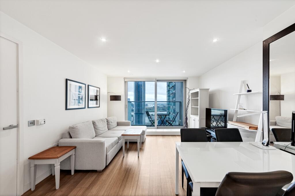 1 bed 1st Floor Flat for rent in London. From Chase Evans - Pan Peninsula