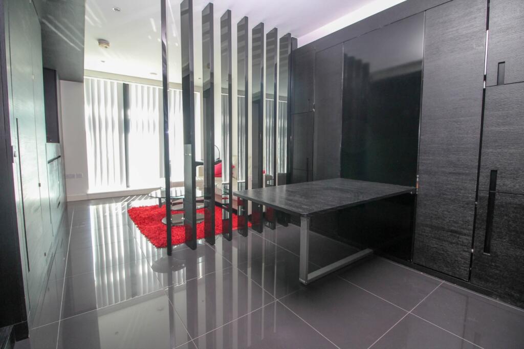 4 bed 1st Floor Flat for rent in London. From Chase Evans - Pan Peninsula 4 bed 1st Floor Flat for rent in London. From Chase Evans - Pan Peninsula