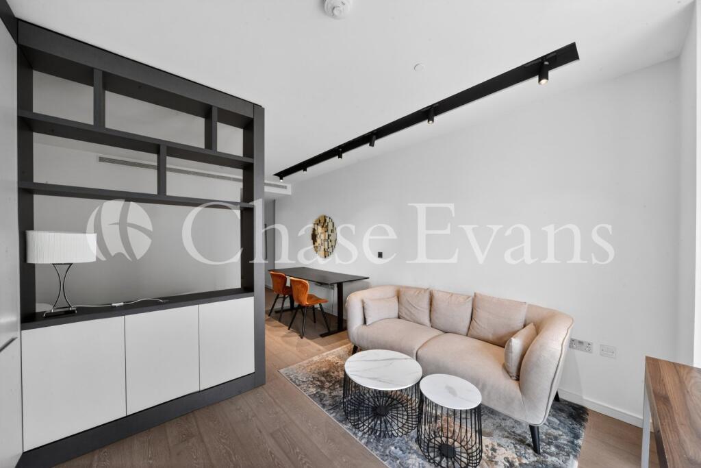 4 bed 1st Floor Flat for rent in London. From Chase Evans - Pan Peninsula