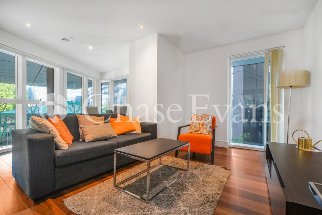 3 bed 1st Floor Flat for rent in Poplar. From Chase Evans - Pan Peninsula