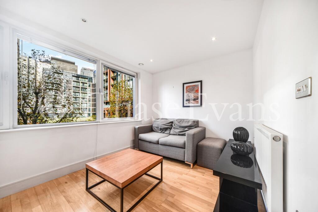 4 bed 1st Floor Flat for rent in Poplar. From Chase Evans - Pan Peninsula 4 bed 1st Floor Flat for rent in Poplar. From Chase Evans - Pan Peninsula
