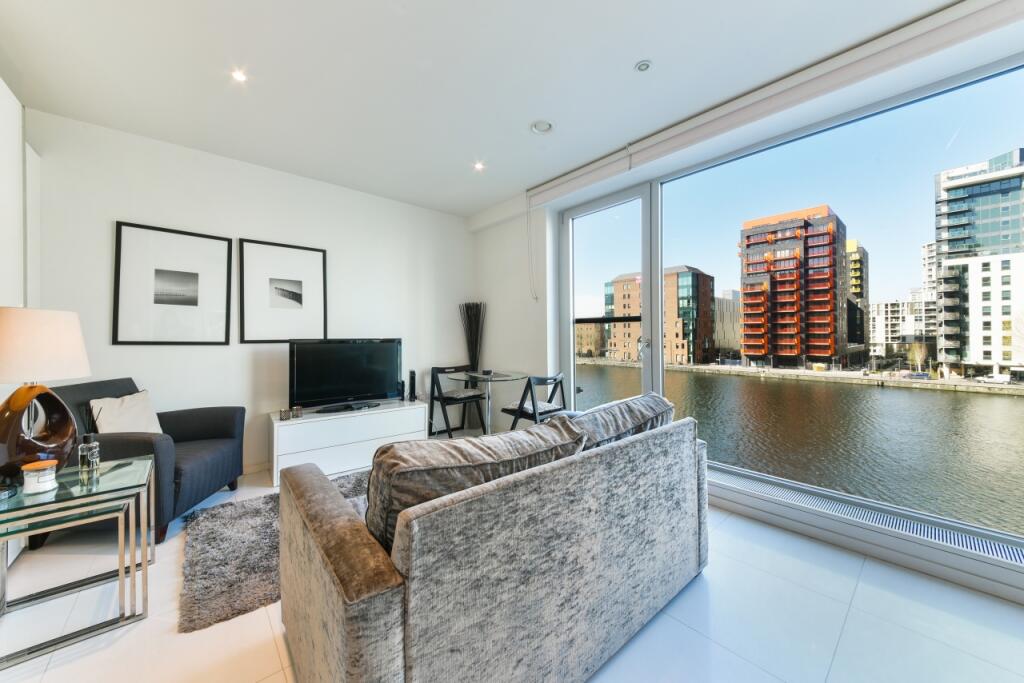 4 bed 1st Floor Flat for rent in London. From Chase Evans - Pan Peninsula 4 bed 1st Floor Flat for rent in London. From Chase Evans - Pan Peninsula