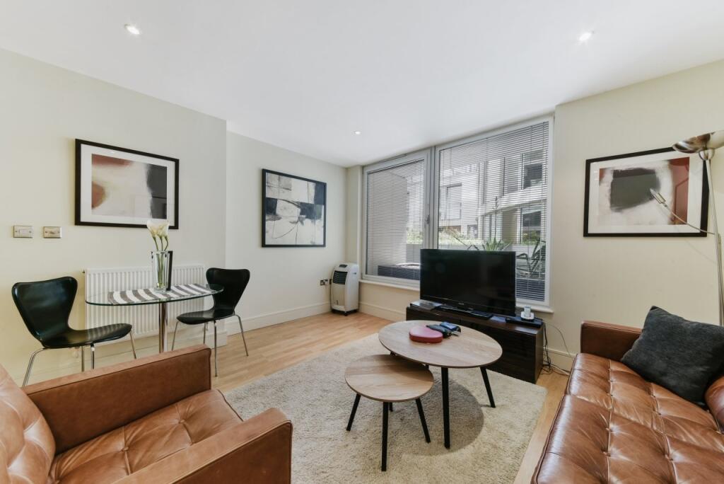 1 bed 1st Floor Flat for rent in London. From Chase Evans - Pan Peninsula