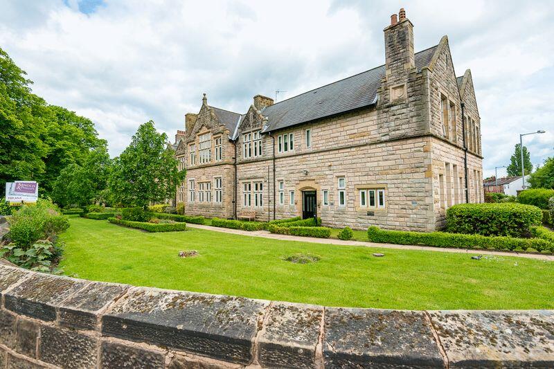 2 bed 1st Floor Flat for rent in Ormskirk. From Arnold & Phillips - Ormskirk