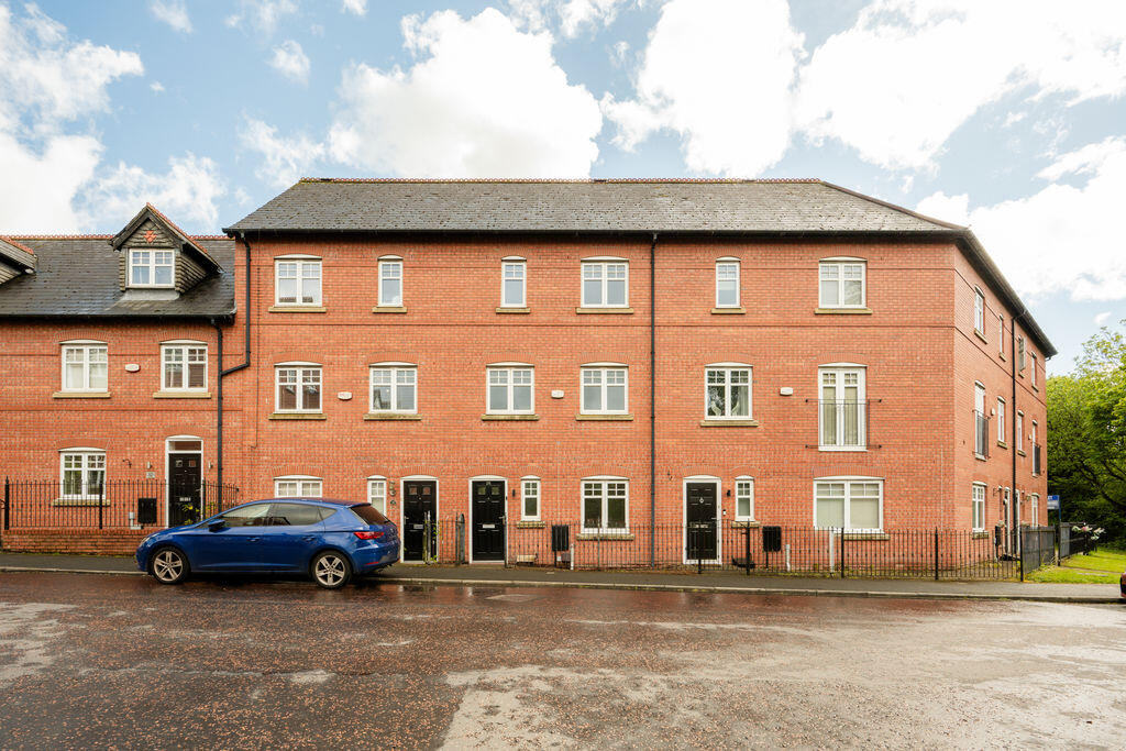 3 bed Mid Terraced House for rent in Standish. From Arnold & Phillips - Ormskirk