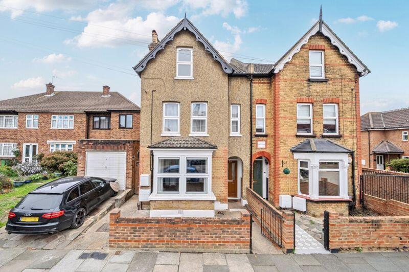 1 bed 1st Floor Flat for rent in Eltham. From Chattertons - New Eltham