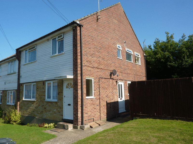 2 bed House (unspecified) for rent in Eltham. From Chattertons - New Eltham