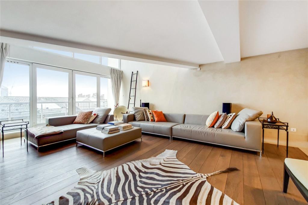 4 bed Flat for rent in Battersea. From Chestertons Estate Agents - Battersea Park Lettings