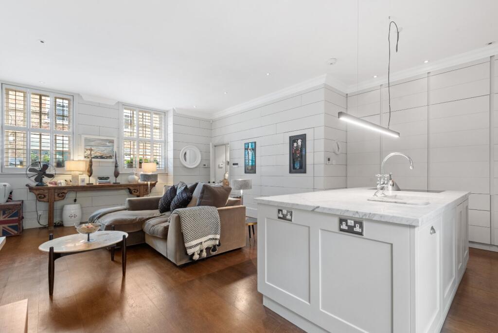 3 bed Mews for rent in Battersea. From Chestertons Estate Agents - Battersea Park Lettings 3 bed Mews for rent in Battersea. From Chestertons Estate Agents - Battersea Park Lettings