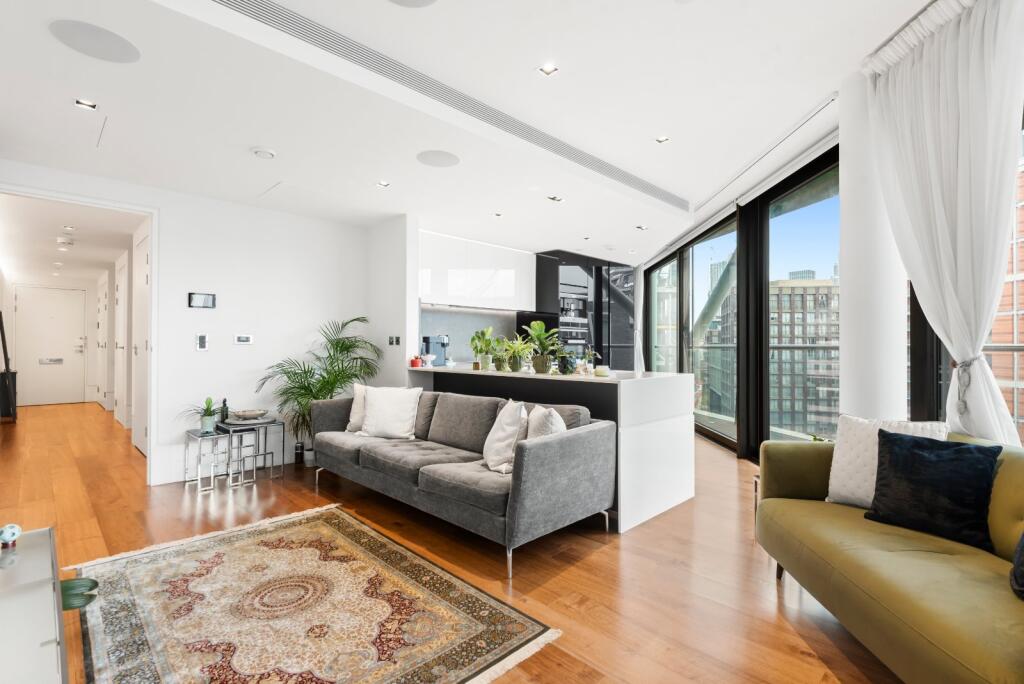 2 bed 1st Floor Flat for rent in Battersea. From Chestertons Estate Agents - Battersea Park Lettings 2 bed 1st Floor Flat for rent in Battersea. From Chestertons Estate Agents - Battersea Park Lettings