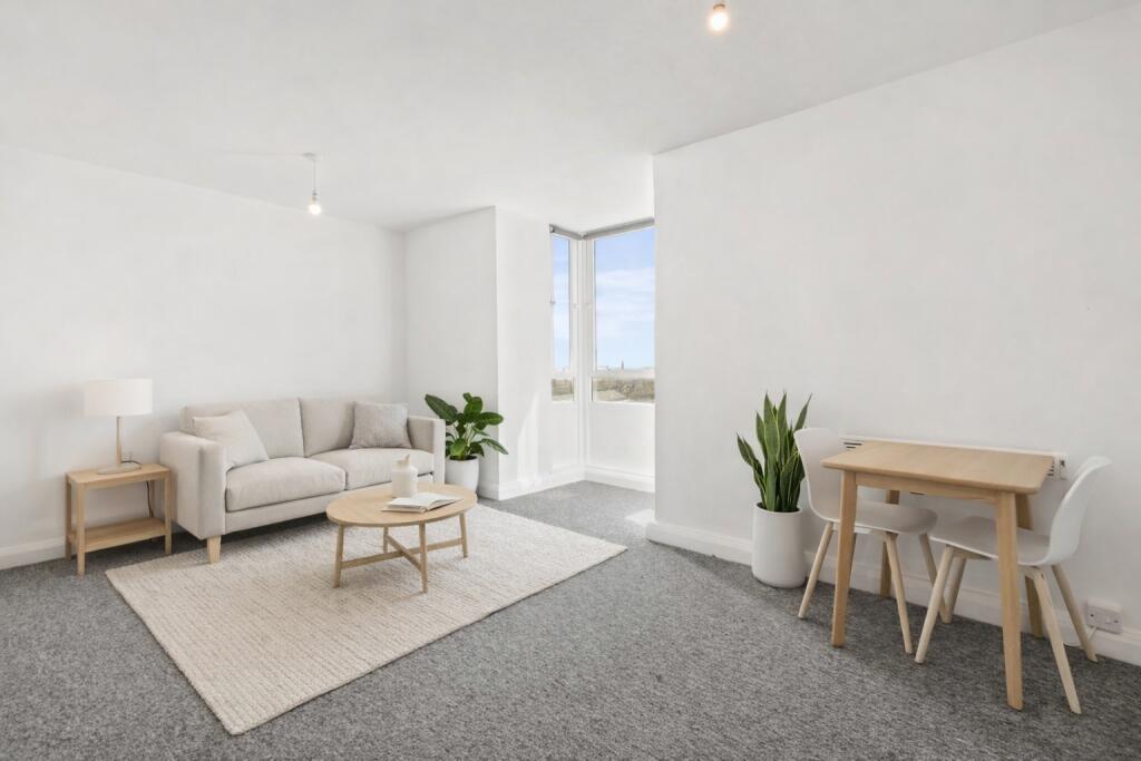 2 bed 1st Floor Flat for rent in Battersea. From Chestertons Estate Agents - Battersea Park Lettings