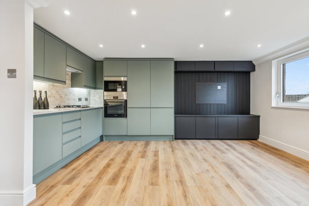 2 bed 1st Floor Flat for rent in Battersea. From Chestertons Estate Agents - Battersea Park Lettings 2 bed 1st Floor Flat for rent in Battersea. From Chestertons Estate Agents - Battersea Park Lettings