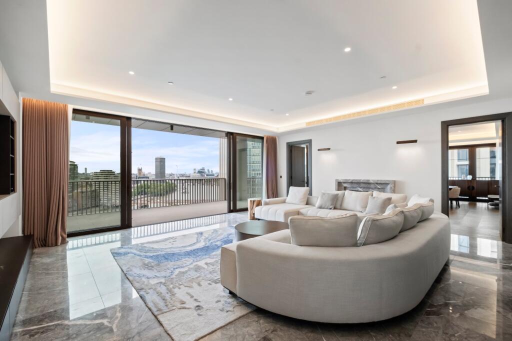 6 bed 1st Floor Flat for rent in Westminster. From Chestertons Estate Agents - Battersea Park Lettings 6 bed 1st Floor Flat for rent in Westminster. From Chestertons Estate Agents - Battersea Park Lettings