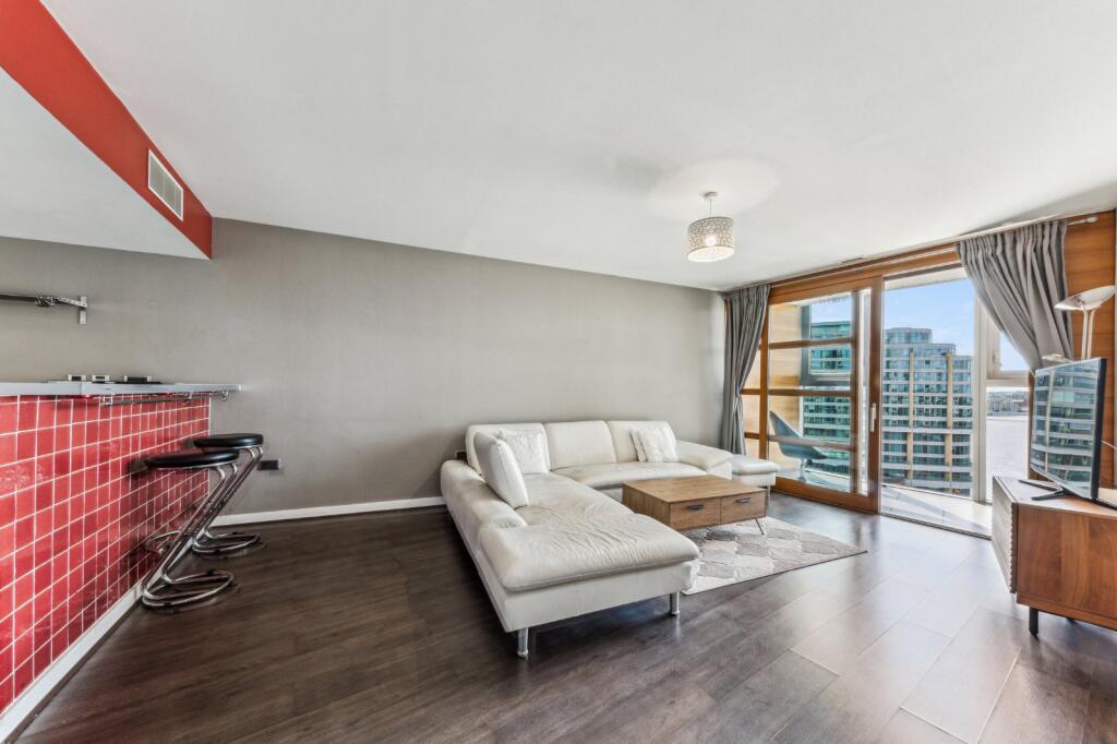 1 bed 1st Floor Flat for rent in Battersea. From Chestertons Estate Agents - Battersea Park Lettings