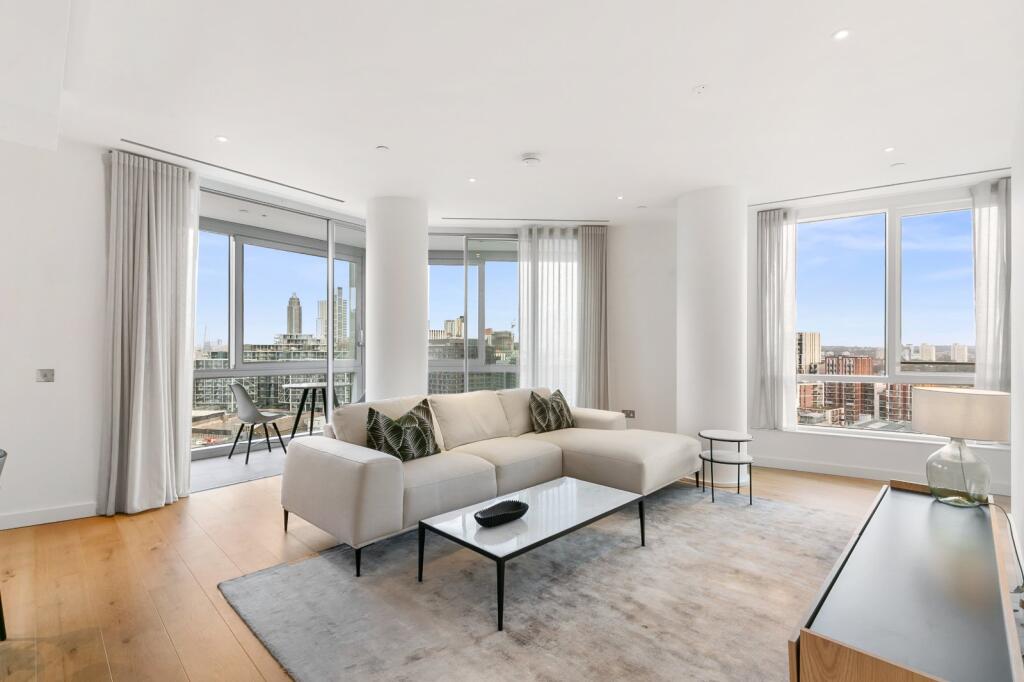 3 bed Not Specified for rent in Battersea. From Chestertons Estate Agents - Battersea Park Lettings