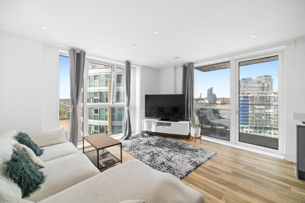 2 bed Not Specified for rent in Battersea. From Chestertons Estate Agents - Battersea Park Lettings