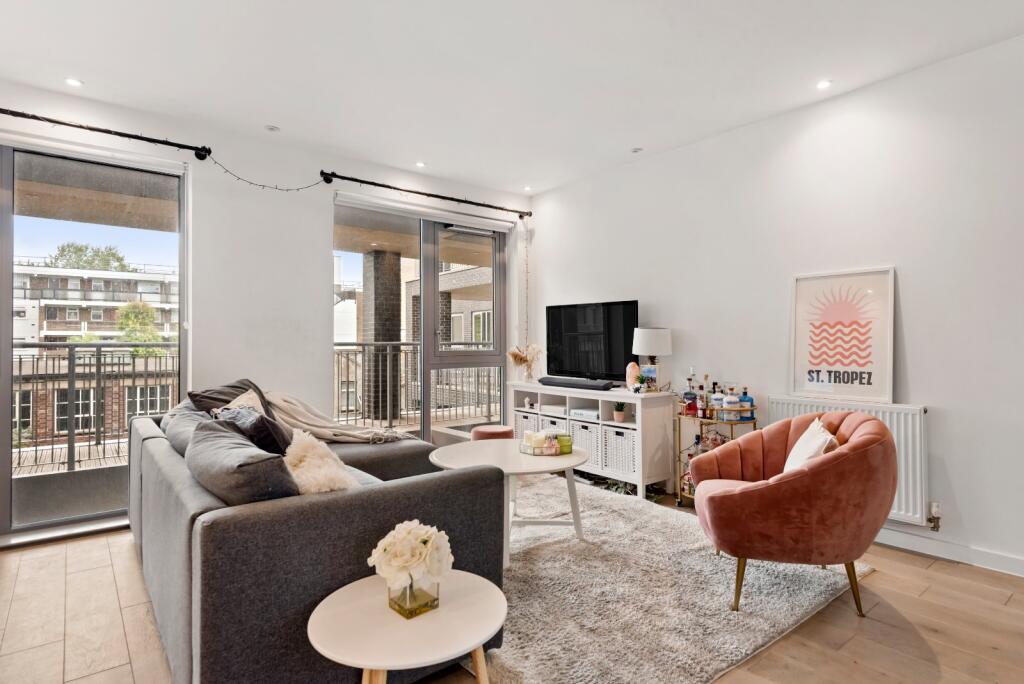 2 bed House (unspecified) for rent in Battersea. From Chestertons Estate Agents - Battersea Park Lettings 2 bed House (unspecified) for rent in Battersea. From Chestertons Estate Agents - Battersea Park Lettings