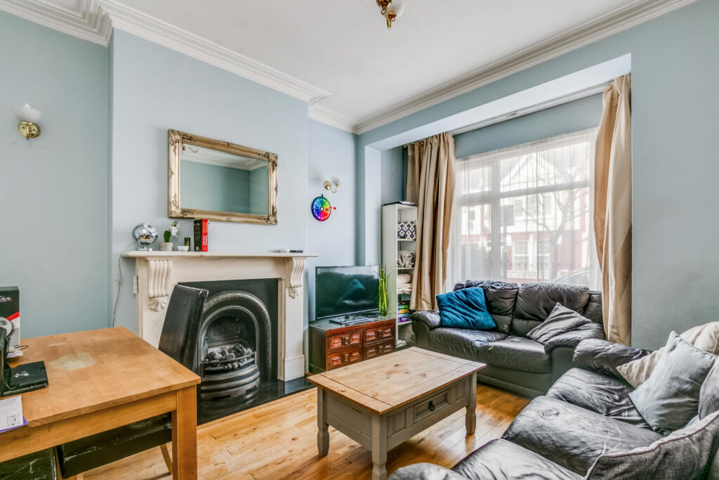 4 bed Mid Terraced House for rent in Streatham. From Chestertons Estate Agents - Battersea Rise Lettings