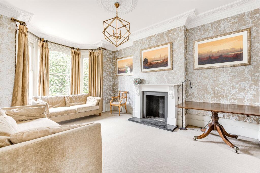 5 bed Mid Terraced House for rent in Battersea. From Chestertons Estate Agents - Battersea Lettings 5 bed Mid Terraced House for rent in Battersea. From Chestertons Estate Agents - Battersea Lettings