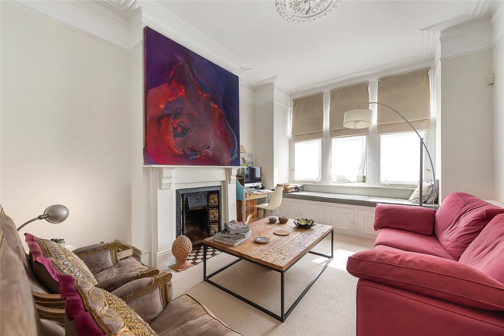 4 bed Mid Terraced House for rent in Battersea. From Chestertons Estate Agents - Battersea Lettings