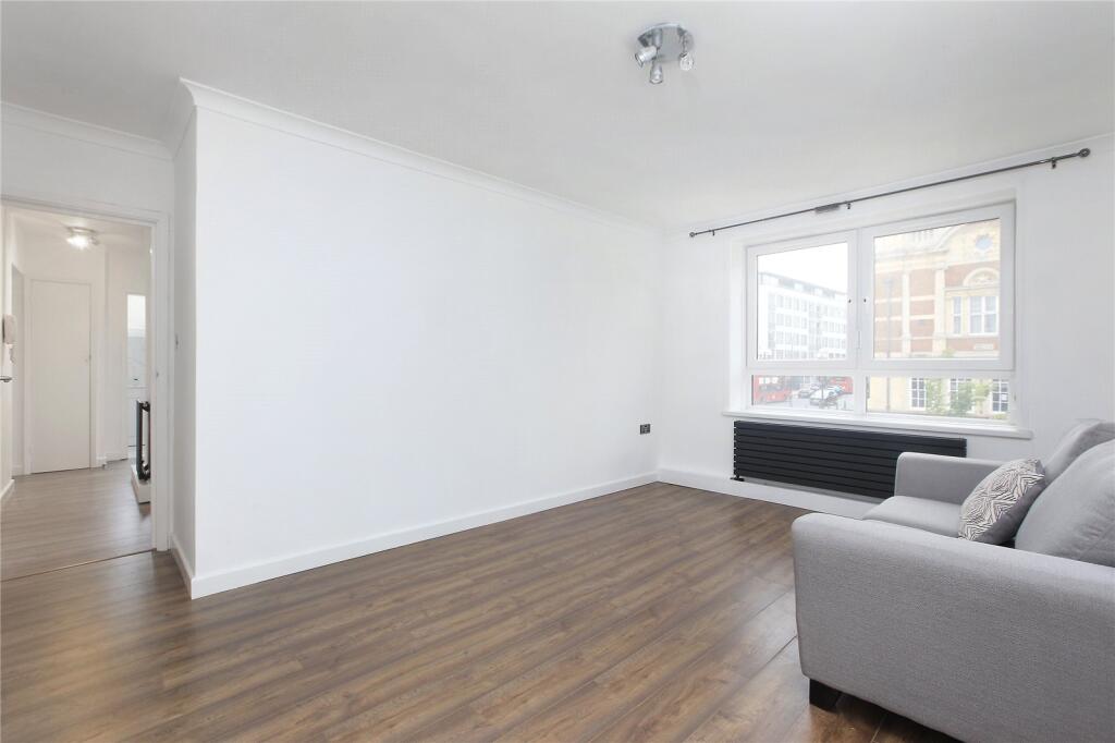1 bed 1st Floor Flat for rent in Battersea. From Chestertons Estate Agents - Battersea Lettings