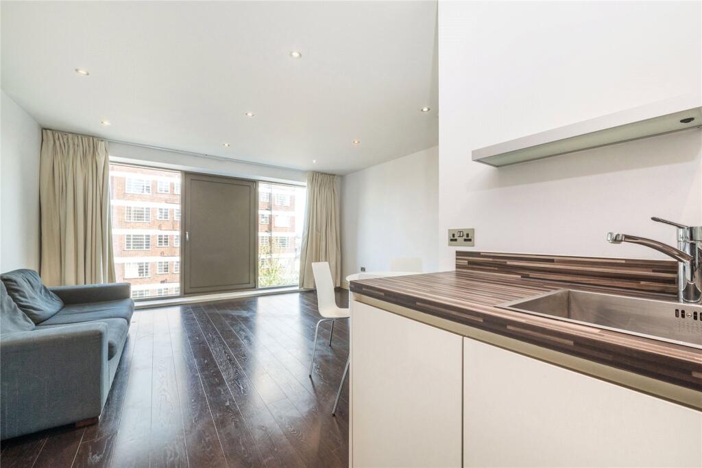 1 bed 1st Floor Flat for rent in Camden Town. From Chestertons Estate Agents , Camden & Primrose Hill Lettings