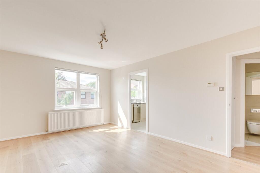 2 bed 1st Floor Flat for rent in Camden Town. From Chestertons Estate Agents , Camden & Primrose Hill Lettings