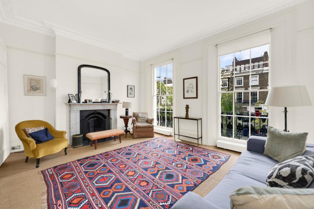 3 bed Mid Terraced House for rent in Camden Town. From Chestertons Estate Agents , Camden & Primrose Hill Lettings 3 bed Mid Terraced House for rent in Camden Town. From Chestertons Estate Agents , Camden & Primrose Hill Lettings