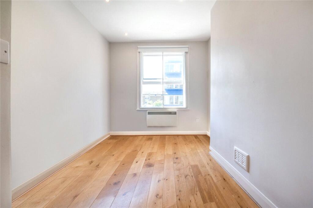 1 bed 1st Floor Flat for rent in Camden Town. From Chestertons Estate Agents , Camden & Primrose Hill Lettings 1 bed 1st Floor Flat for rent in Camden Town. From Chestertons Estate Agents , Camden & Primrose Hill Lettings