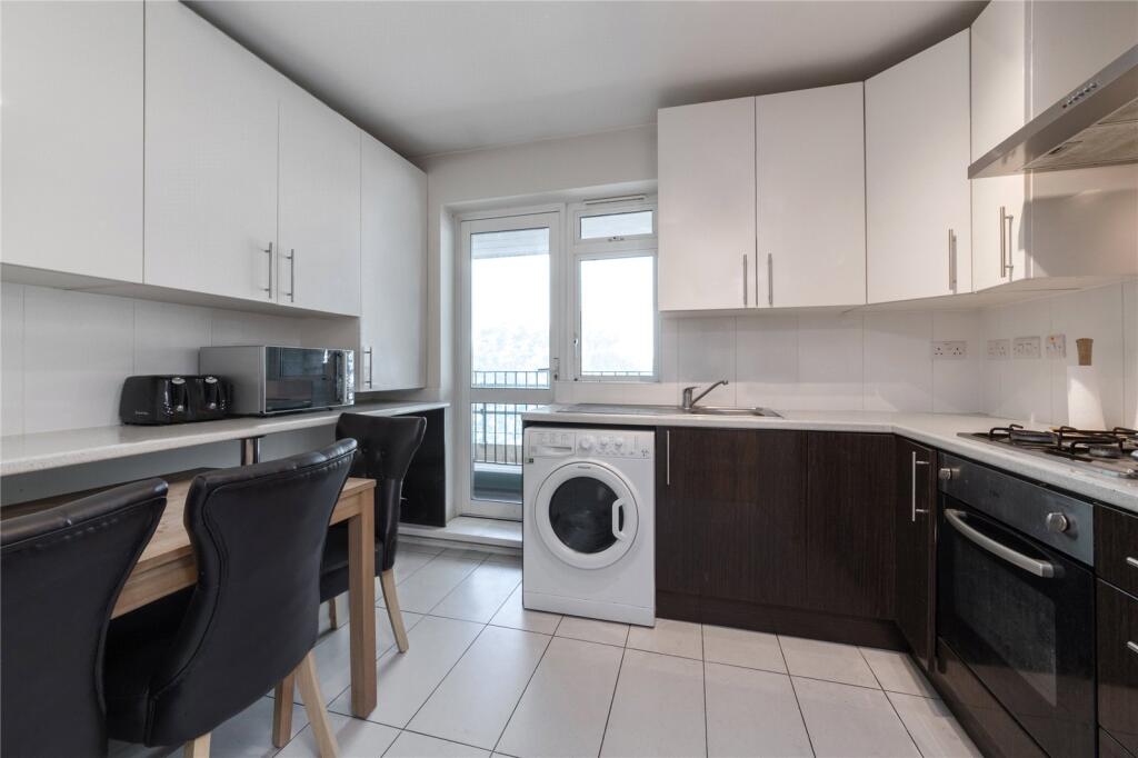 3 bed 1st Floor Flat for rent in Camden Town. From Chestertons Estate Agents , Camden & Primrose Hill Lettings