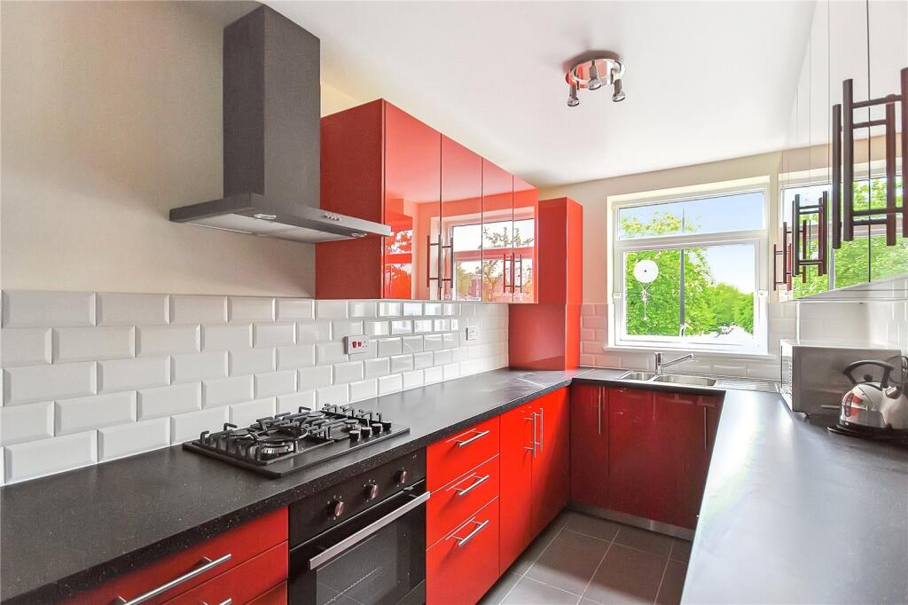 2 bed 1st Floor Flat for rent in Camden Town. From Chestertons Estate Agents , Camden & Primrose Hill Lettings