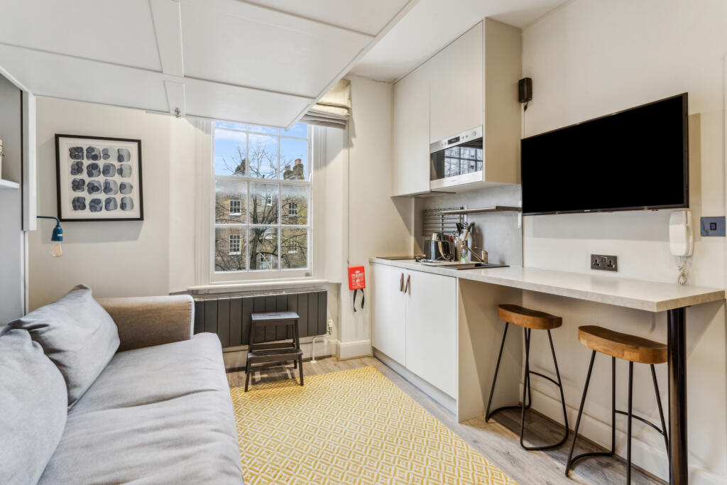 4 bed 1st Floor Flat for rent in Camden Town. From Chestertons Estate Agents , Camden & Primrose Hill Lettings
