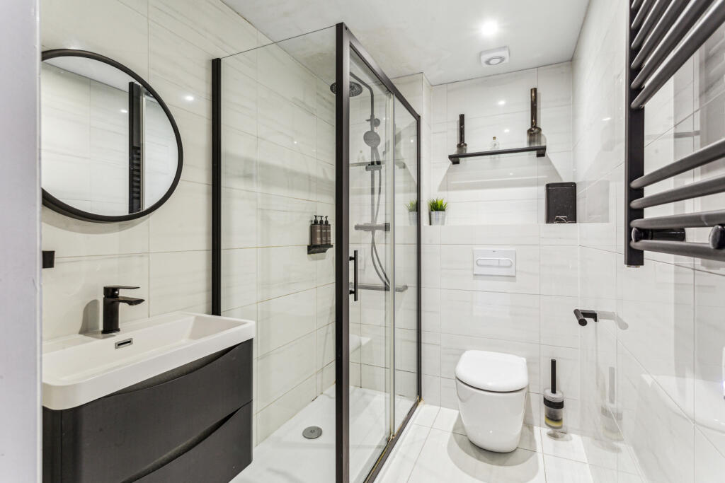 4 bed 1st Floor Flat for rent in Camden Town. From Chestertons Estate Agents , Camden & Primrose Hill Lettings