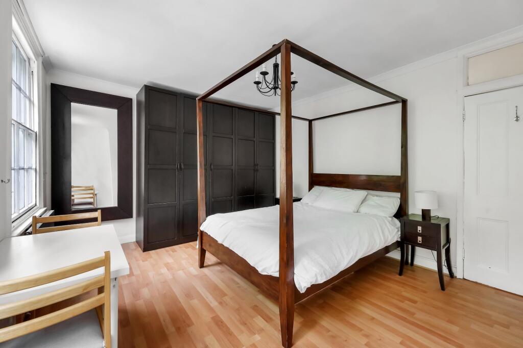 2 bed Mid Terraced House for rent in Camden Town. From Chestertons Estate Agents , Camden & Primrose Hill Lettings