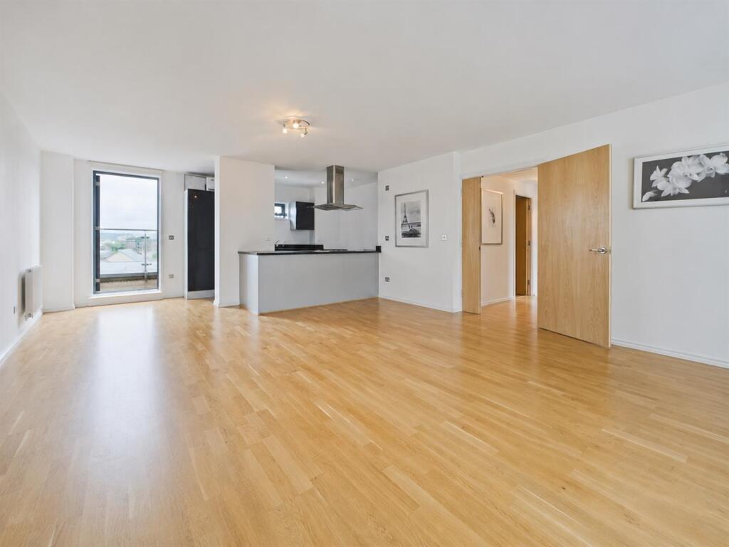3 bed 1st Floor Flat for rent in Camden Town. From Chestertons Estate Agents , Camden & Primrose Hill Lettings