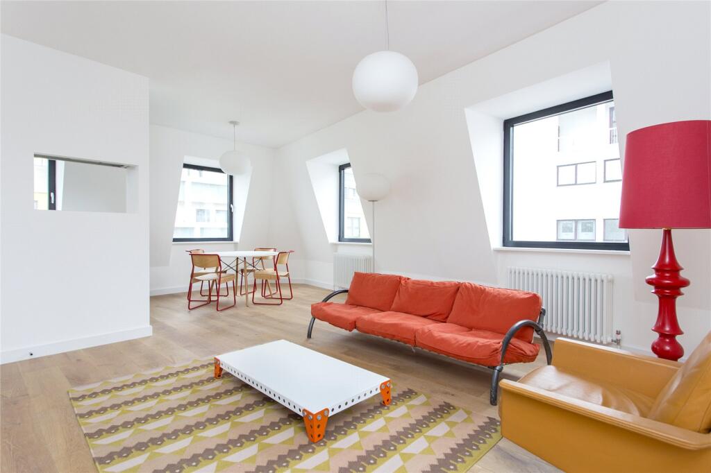 3 bed 1st Floor Flat for rent in Camden Town. From Chestertons Estate Agents , Camden & Primrose Hill Lettings 3 bed 1st Floor Flat for rent in Camden Town. From Chestertons Estate Agents , Camden & Primrose Hill Lettings