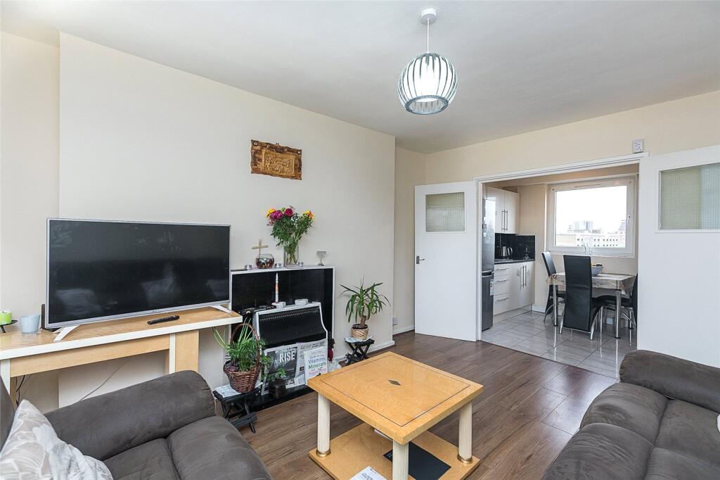 1 bed 1st Floor Flat for rent in Camden Town. From Chestertons Estate Agents , Camden & Primrose Hill Lettings 1 bed 1st Floor Flat for rent in Camden Town. From Chestertons Estate Agents , Camden & Primrose Hill Lettings
