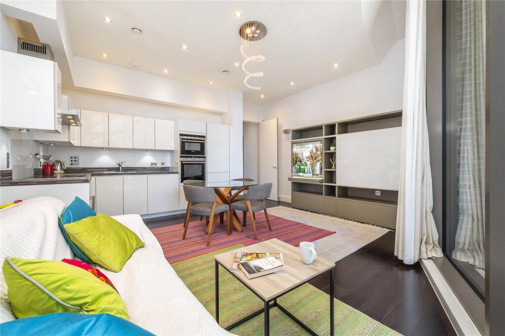 3 bed 1st Floor Flat for rent in Camden Town. From Chestertons Estate Agents , Camden & Primrose Hill Lettings