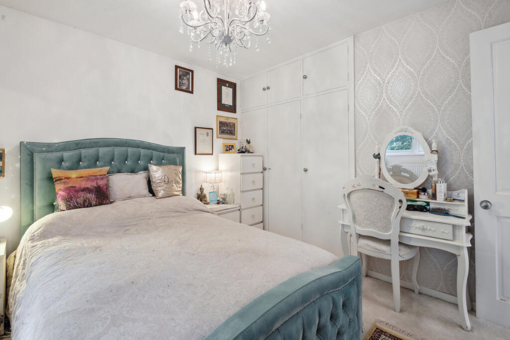 2 bed Semi Detached for rent in Camden Town. From Chestertons Estate Agents , Camden & Primrose Hill Lettings 2 bed Semi Detached for rent in Camden Town. From Chestertons Estate Agents , Camden & Primrose Hill Lettings