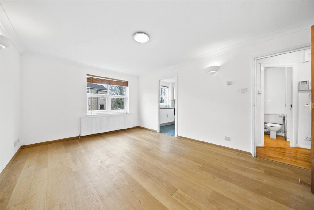 2 bed 1st Floor Flat for rent in Camden Town. From Chestertons Estate Agents , Camden & Primrose Hill Lettings