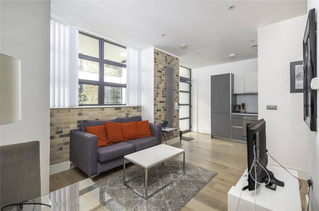 0 bed 1st Floor Flat for rent in Camden Town. From Chestertons Estate Agents , Camden & Primrose Hill Lettings 0 bed 1st Floor Flat for rent in Camden Town. From Chestertons Estate Agents , Camden & Primrose Hill Lettings
